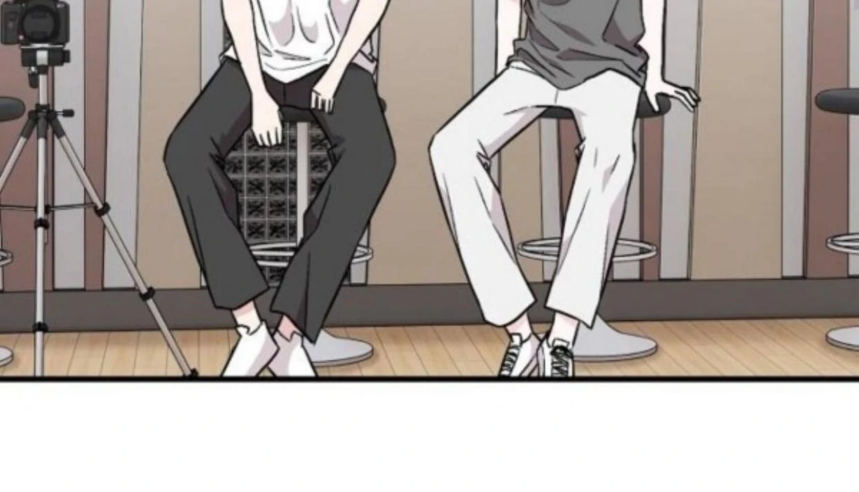 Read Assistant Manager Kim Hates Idols ID Manga Online